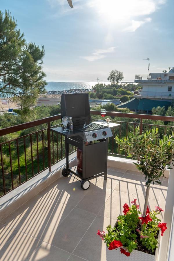 Dimi Seafront Apartment By Rentals Pro Services - Nea Moudania Bagian luar foto